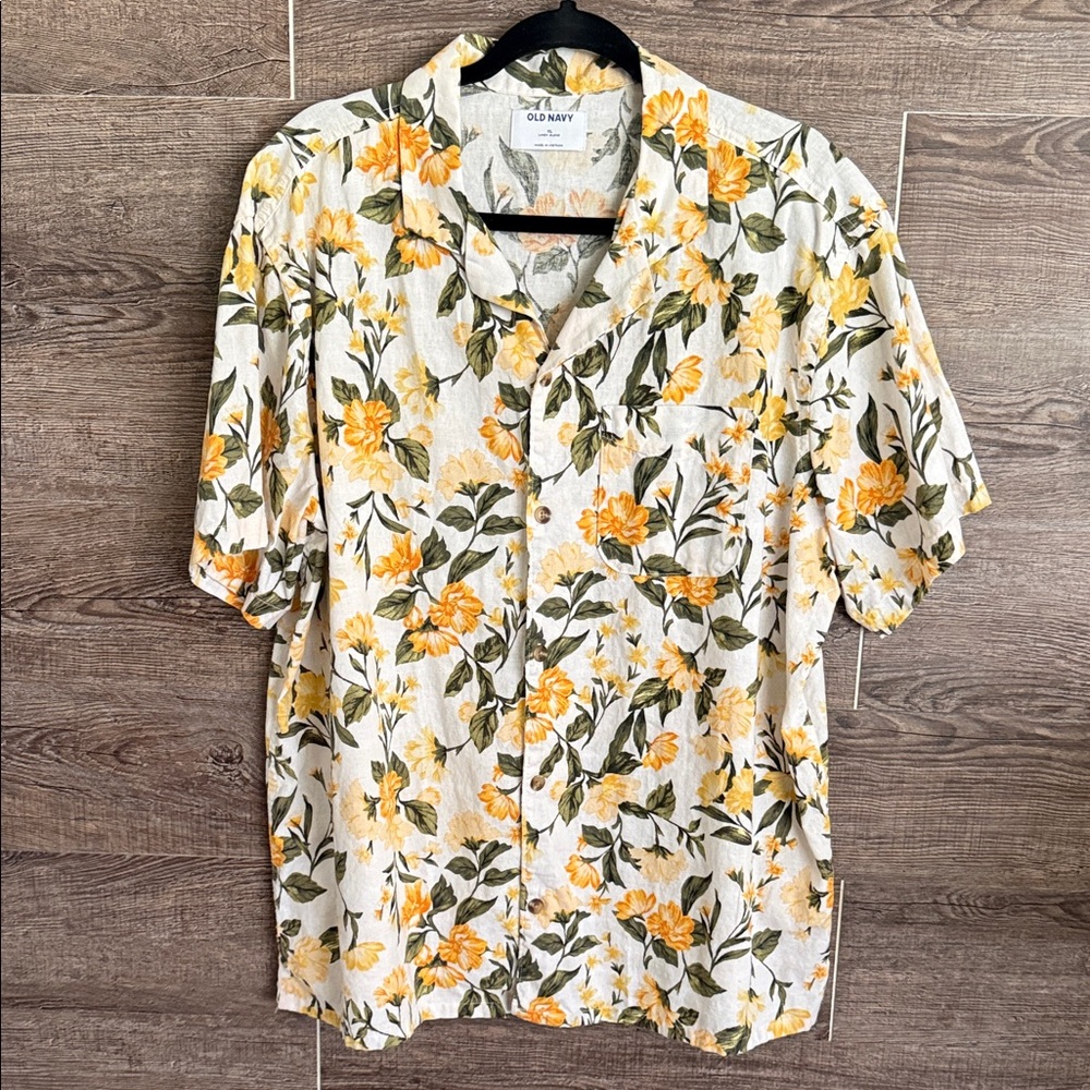 Old Navy shirt EUC